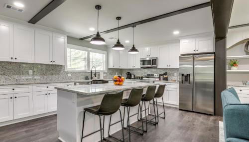 Family-Friendly Deck and Yard Modern Decatur Home - Foto 4