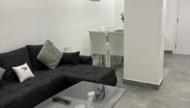 West Hampstead 3BR - with Fast WiFi - Sofa Bed & Workstation - Foto 1