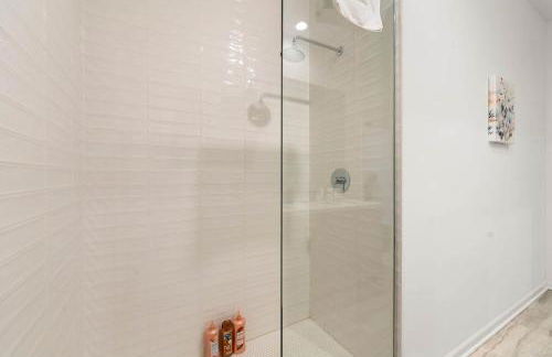 Stylish 3BR Gem in Prime Location - Foto 27