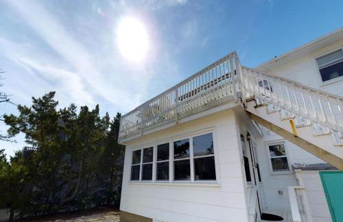 Pet Friendly, Wifi, Beach Badges, Beach Chairs,deck Smart Tv, Outdoor Shower, - Foto 3