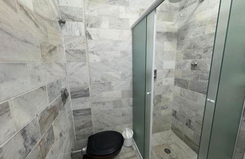 Apartamento enseada 500 metro da praia - Foto 9