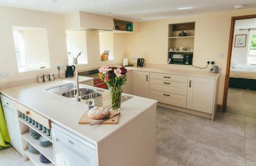 Deerclose West Farmhouse - Photo 8