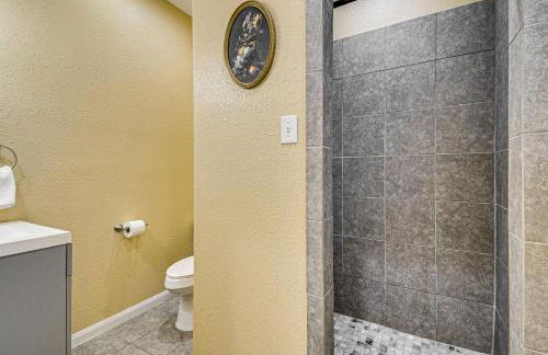 Pet-Friendly Home 2 Miles to Lake Conroe! - Photo 13