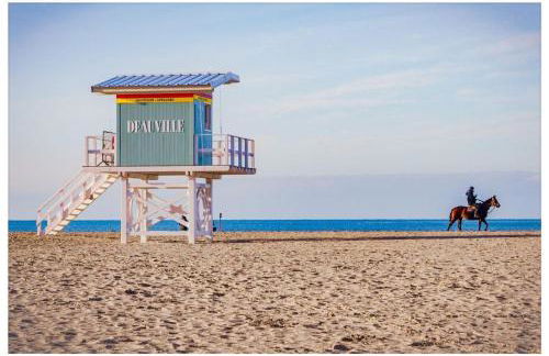 Hastings, apt 2 chambres hyper centre de Deauville avec parking - Photo 9