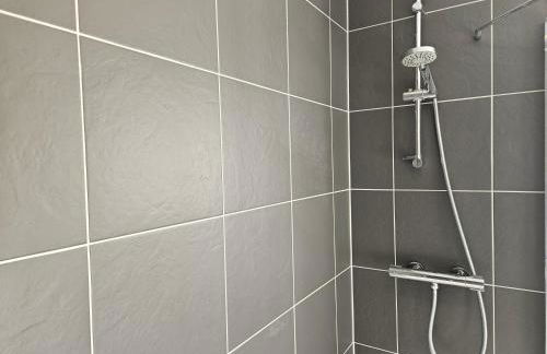 Stylish 1BD Flat with Parking Hackbridge - Foto 26