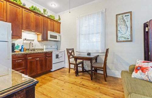 The Island Suite at KW Vacation - Photo 8