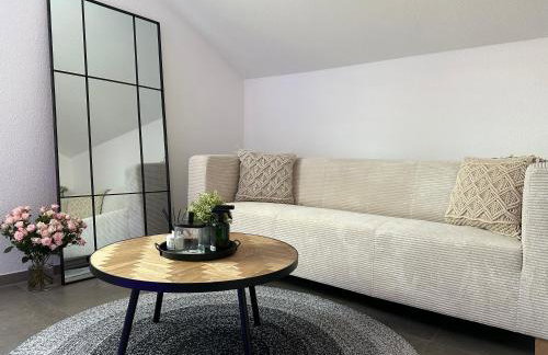 Zentral, ruhig & stilvoll Wohnen - YUKA Apartments - Foto 2