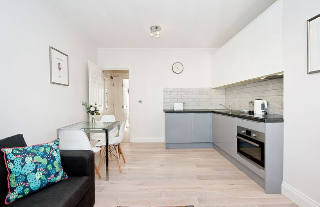 7 Greek Street by City Living London - Photo 26