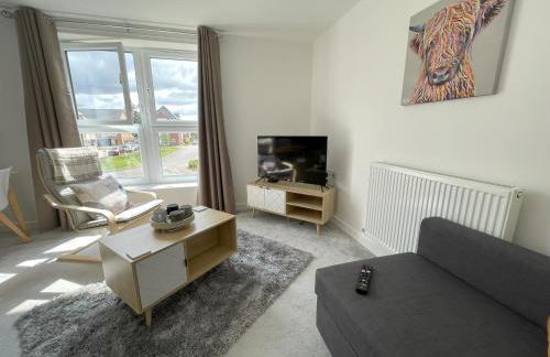 Modern 2-bedroom apartment, free parking for 2, walking distance to town centre - Foto 4