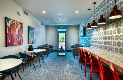 Westgate CozySuites by stadium w pool 3 - Foto 22