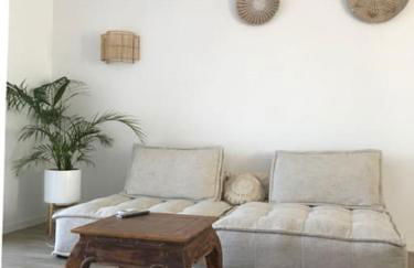 MORAIRA, PRECIOSO ADOSADO al LADO DEL MAR - Foto 5