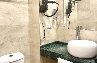 Luxury Apartments Chinitas 11 - Photo 45