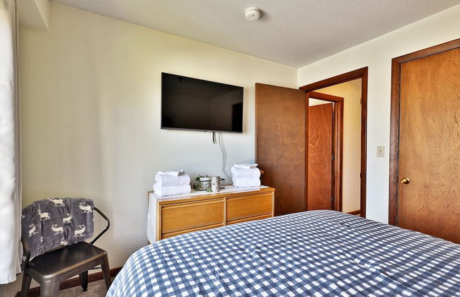 Mountain Green Resort By Killington VR - 3 Bedrooms - Photo 13