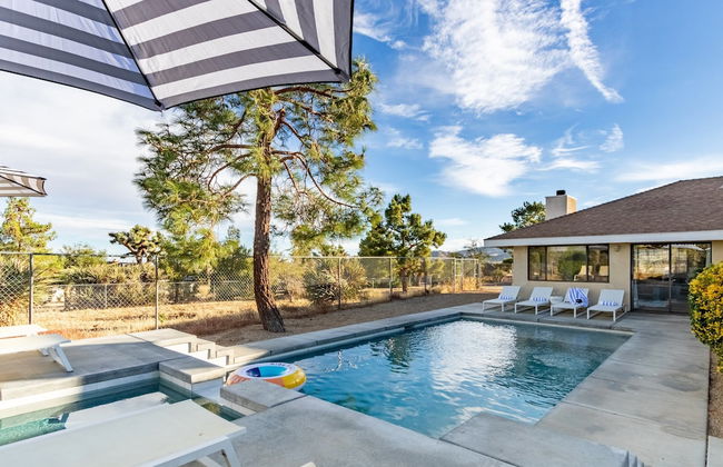 Mojave Moon by Avantstay Modern & Bright JT Home in Great Location w/ Pool & Hot Tub - Foto 28