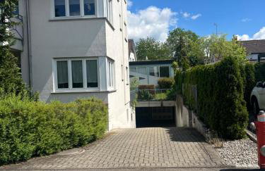 Design-Terrasse-7 Personen-Netflix-Garage-Seenah - Foto 47