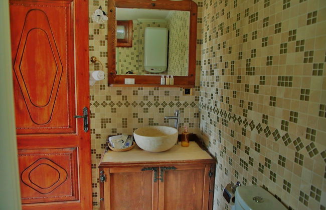 The Mira House - Photo 51