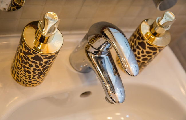 Apartment 3 Beaches With Free Parking - Photo 31