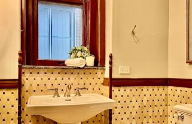 Spectacular Gilded Age 6 Bedroom Gold Coast Mansion with Deck - Foto 36