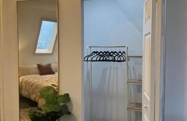 DeLand Dome House- 98 Inch TV - Open Kitchen - Near Bridle Oaks - Photo 13