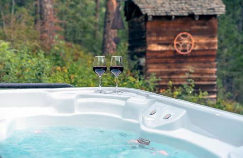 Dog Friendly, Year Round, Creekside Cabin, Hot Tub, 6 Acres - Foto 5