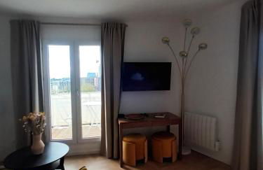 PARIS Balcony TOP FLOOR Room - Foto 47