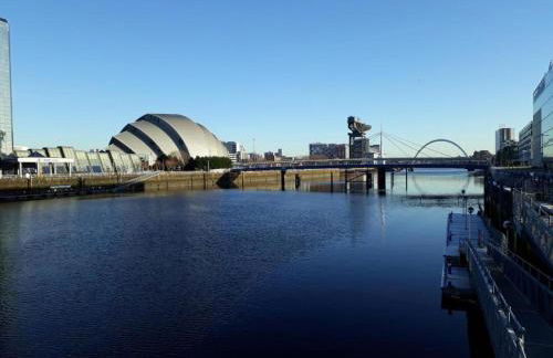 Hilltop House - Photo 12