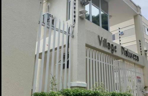 Apartamento Moderno & Mobiliado - Próximo ao Aeroporto, Condomínio Village Natureza - Foto 17