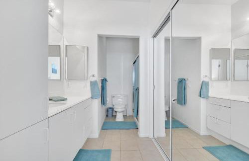 Heart of Carmel Valley 2BR, Families and Corp Stays - Photo 22
