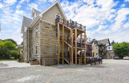 9 Bedroom House with King-sized Bed near Bakery Square - Foto 43