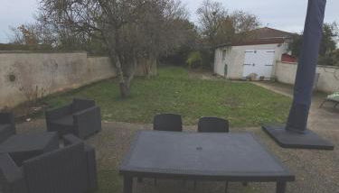 Maison de famille 4-6 personnes à 5 min du Futuroscope - Foto 3