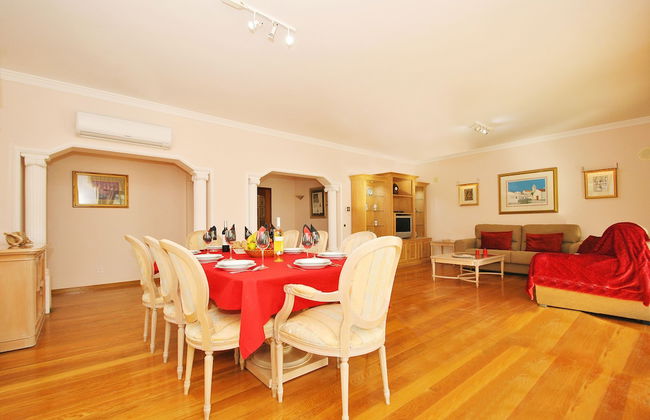 Villa Nespereira - Photo 37