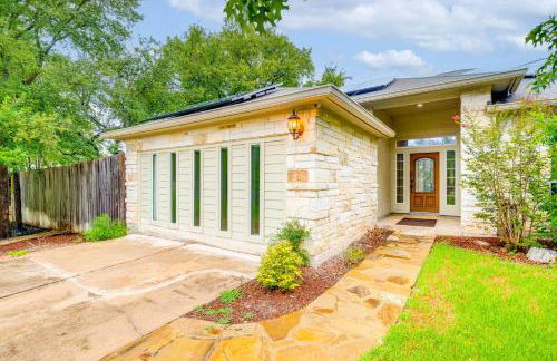 5 Mi to Lake Cedar Park Home with Outdoor Oasis - Foto 1