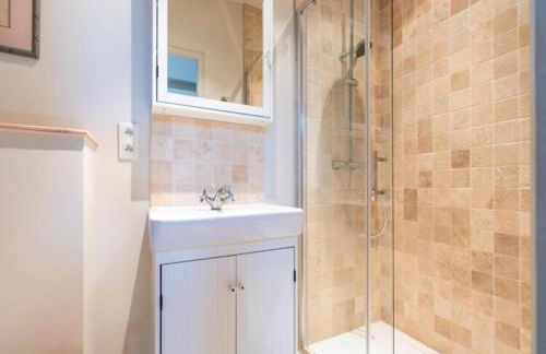 Grenadiers à Six - Photo 20