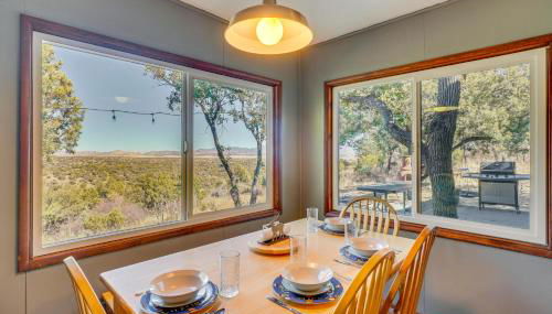 Mtn-View Gem on 20 Acres Patagonia Cabin Hideaway - Foto 2