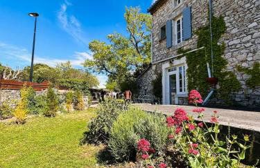 Gîte de la Madeleine - au coeur du village - Foto 28
