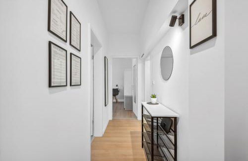 FABYLOUS Homes City Apartment I Gruppen I Waschtrockner I Balkon I belebte Lage - Foto 4