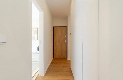 Stylish & Spacious Apartment by HostWise - Foto 30