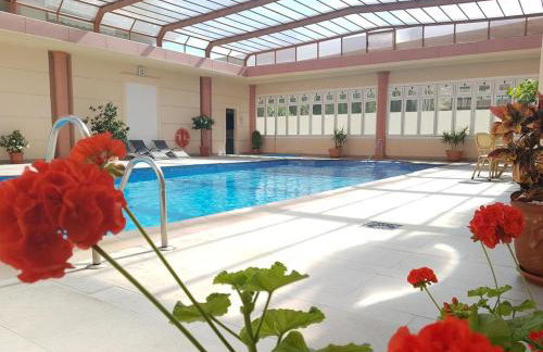 ÁTICO DELUXE entre CENTRO y PLAYA Salinas con TERRAZA, WIFI, PISCINA climatizada, GYM, SAUNA y GARAJE -Smart TV - Foto 16