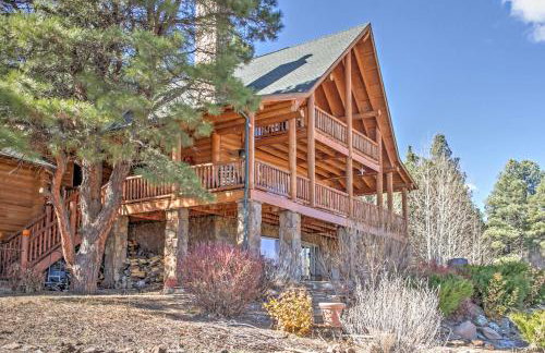 Rustic Cabin with Decks, Alpine Views and Pool Table! - Foto 1