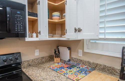 Cozy 1-Bedroom Getaway with All the Essentials - Foto 17