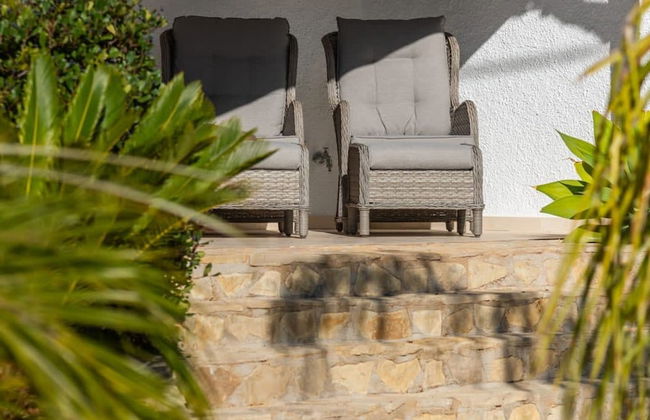 Relax in Luxury at This Stunning Seaside Villa - Photo 52