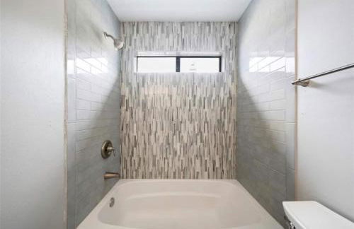 The Waterfront Villa - Foto 27