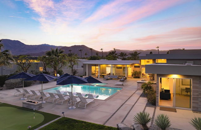 Sleeps 28! 2 Luxe Villas w/ Pool & Putting Green Polo Villas Nova by Avantstay - Foto 79