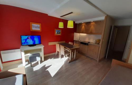 Appartement spacieux 5 pers, balcon sud, parking inclus - FR-1-513-82 - Foto 4