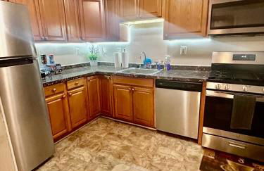 3BR W/ BASEMENT HOME 'THE LION’S DEN' - Foto 27