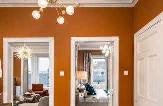 Stylish Penthouse Retreat - Photo 30