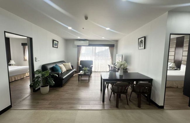 J - Town Serviced Apartments - Photo 8