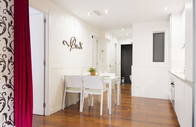 Enjoybcn Gaudi Apartments - Foto 24