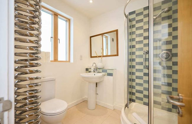 The Putney Wonder - Dazzling 3bdr Flat With Garden - Foto 25