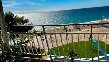 Apartamento Canet de Mar - Primera linea de Playa - Increibles vistas al Mar - Foto 4